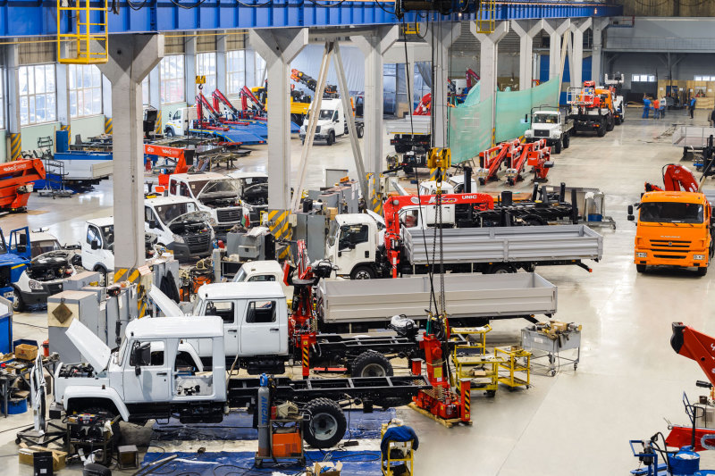 Автомобильному заводу «Чайка-Сервис» – 25 лет!