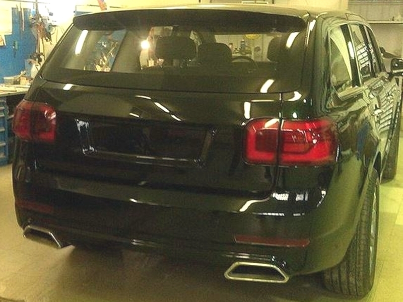 "Шпионское фото" Aurus Komendant