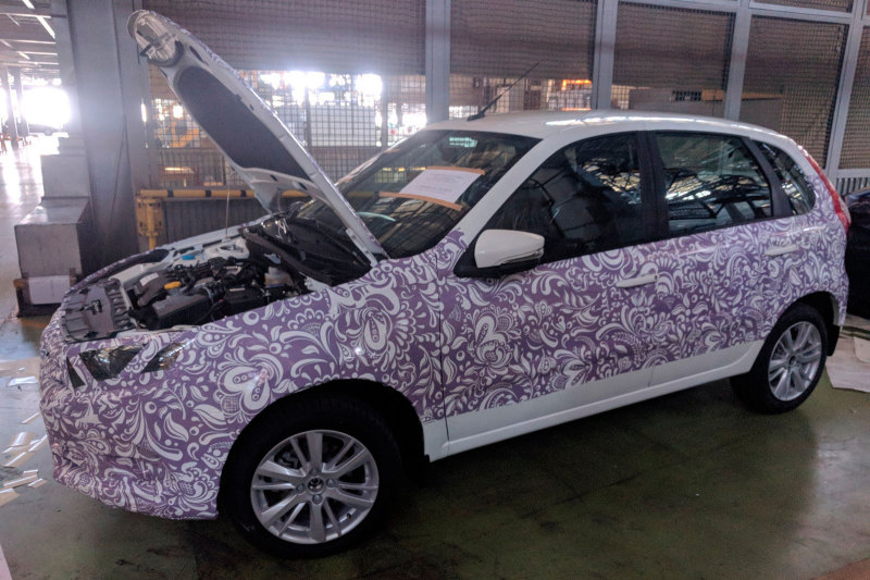 Хэтчбек Lada Granta FL 2019 засняли на заводе