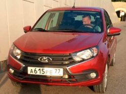 Лифтбек Lada Granta показался до премьеры