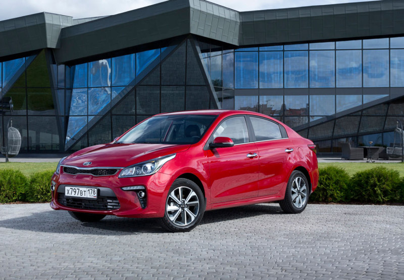 KIA Rio 2019 модельного года начали продавать в России