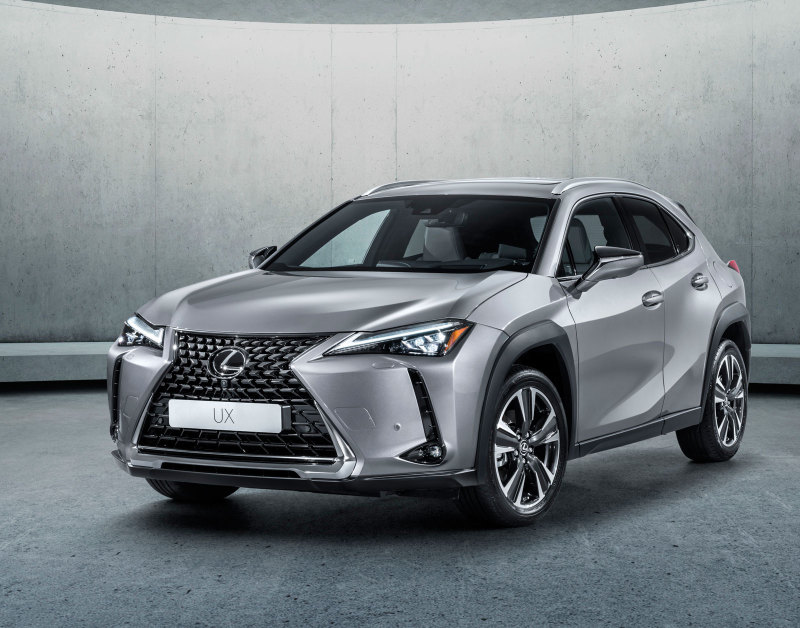 Lexus UX может появится в России ближе к концу года