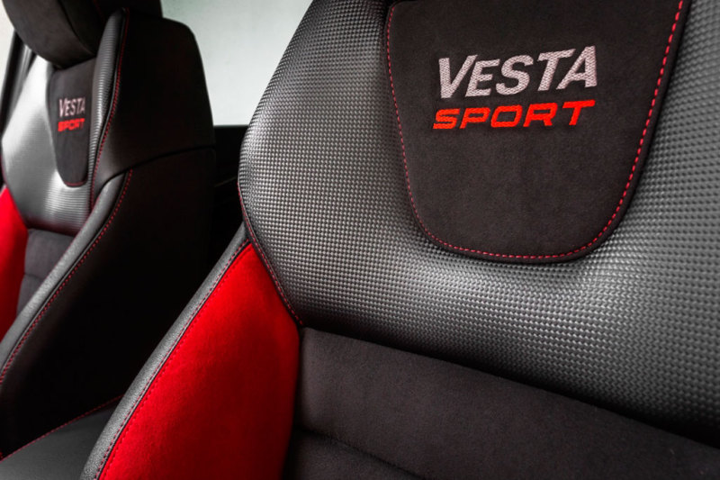 Салон "заряженного" седана Lada Vesta Sport показали официально