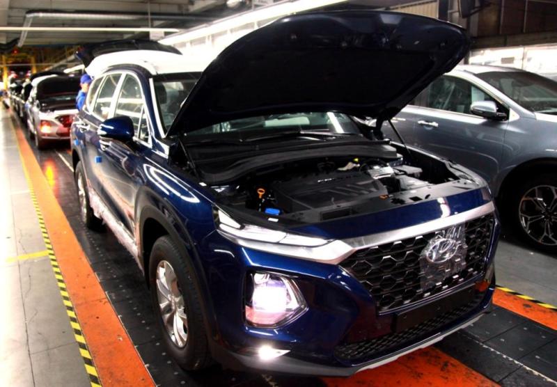 Новый Hyundai Santa Fe начали собирать в России