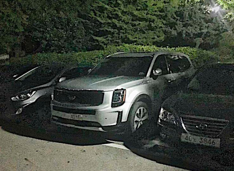 Дизайн серийного KIA Telluride на шпионских фото сделанных на днях в Южной Корее