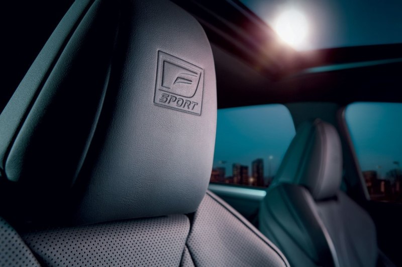 Lexus ES 350 F SPORT