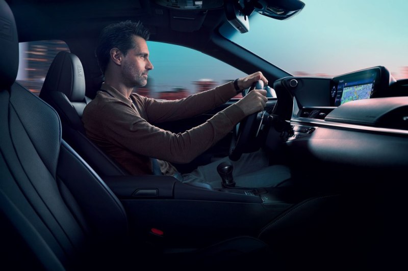 Lexus ES 350 F SPORT