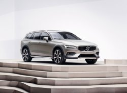 Новый Volvo V60 Cross Country 2019 представлен официально