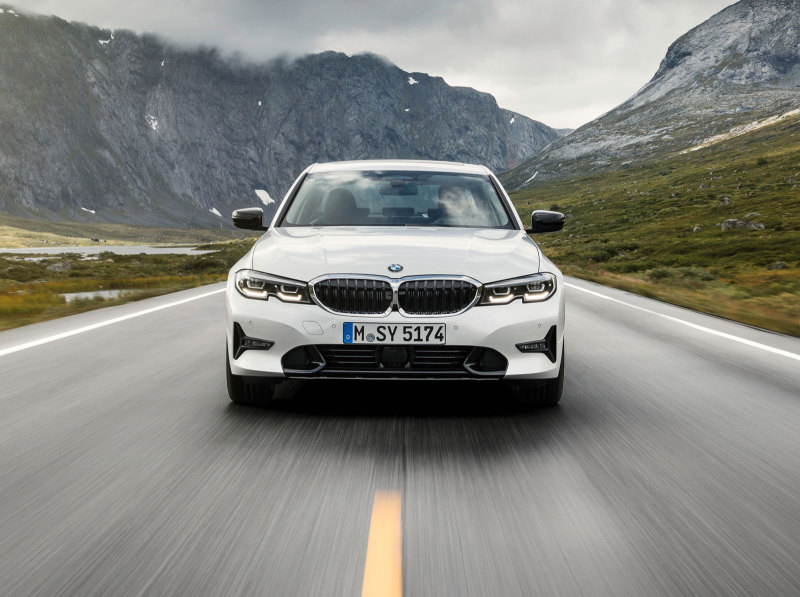 Новый седан BMW 3 серии (G20): в России от 2.580.000 рублей