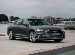 Audi A8 с самым мощным двигателем начинают продавать в России
