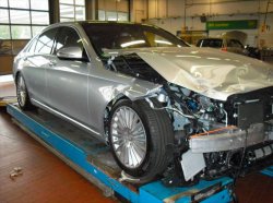 Автомобили Mercedes-Benz являются самыми дорогими для страховщиков