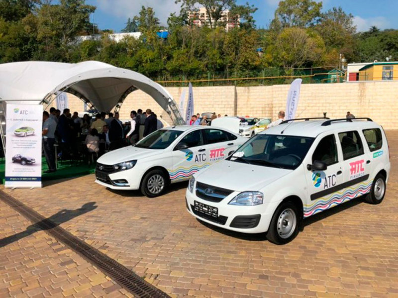 Битопливная Lada Largus показана в предсерийном варианте