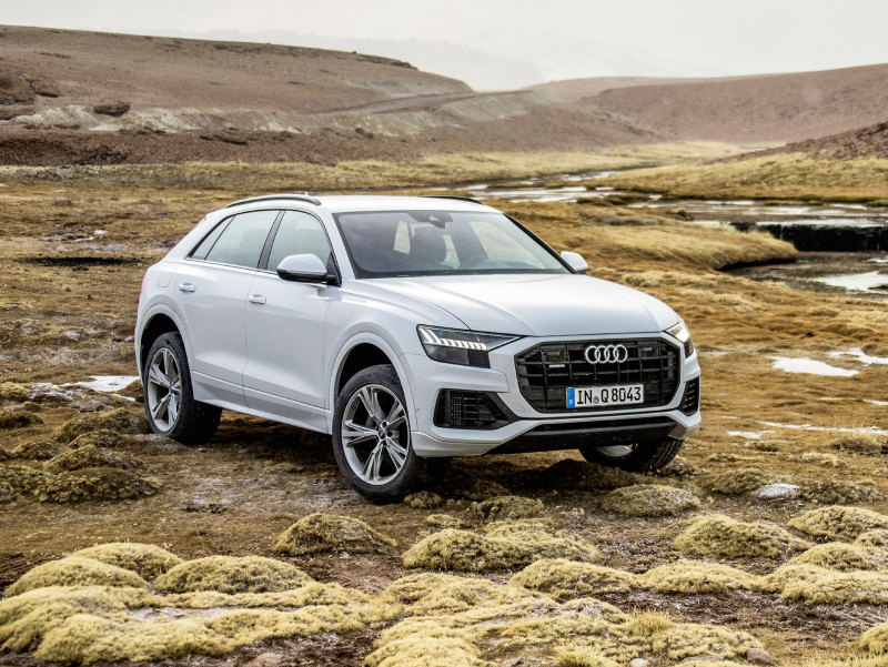 Флагманский кроссовер Audi Q8: в России от 5.173.700 рублей