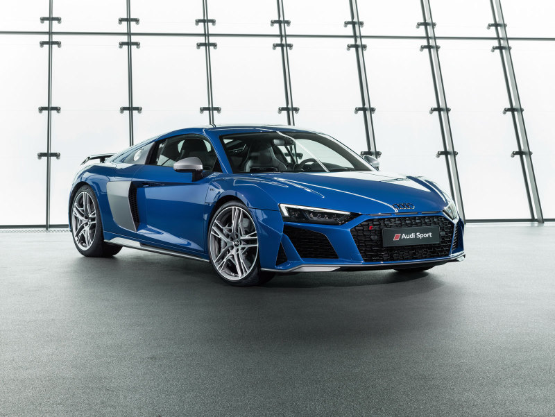 Суперкар Audi R8 прошёл рестайлинг