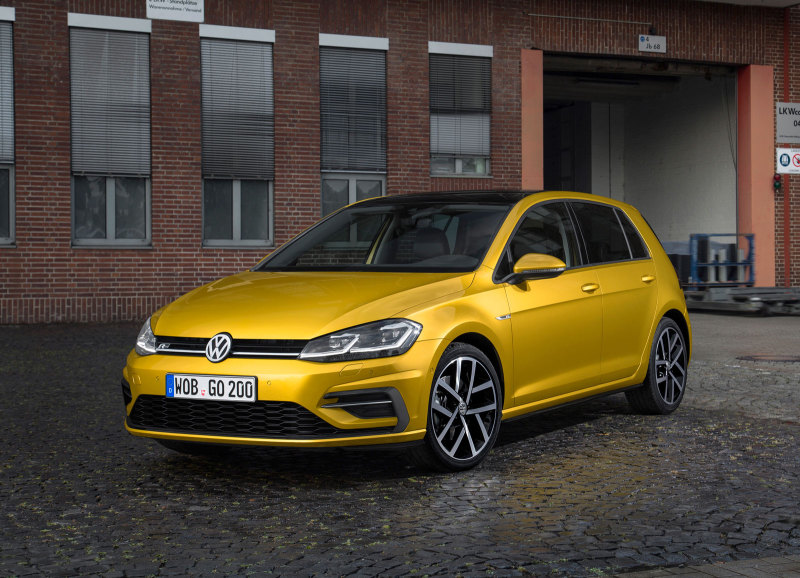 Volkswagen Golf R-Line получил новые опции