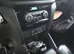 Lada XRAY Cross с "роботом" проходит испытания