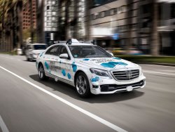 Bosch и Daimler запускают комплексную услугу на базе беспилотных авто