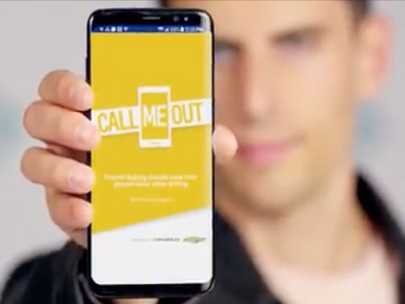Chevrolet будет отслеживать использование телефона во время вождения