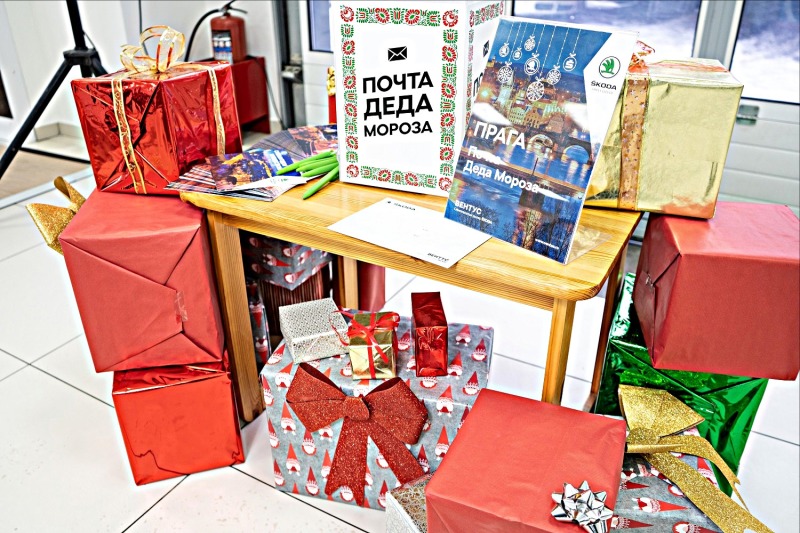 С наступающим Новым годом, друзья!