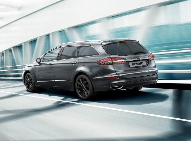 Универсал Ford Vignale Mondeo Hybrid 2019