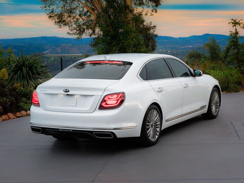 KIA K900 для американского рынка