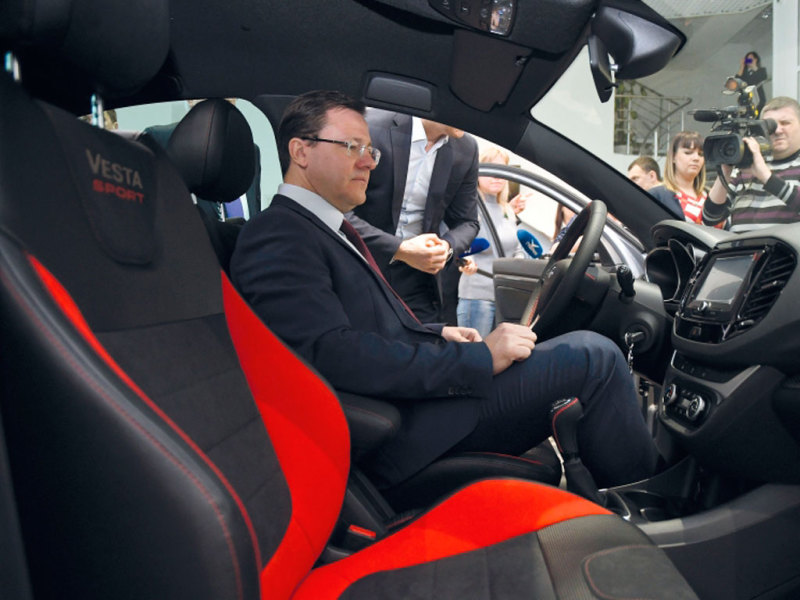 Lada Vesta Sport получил первый покупатель