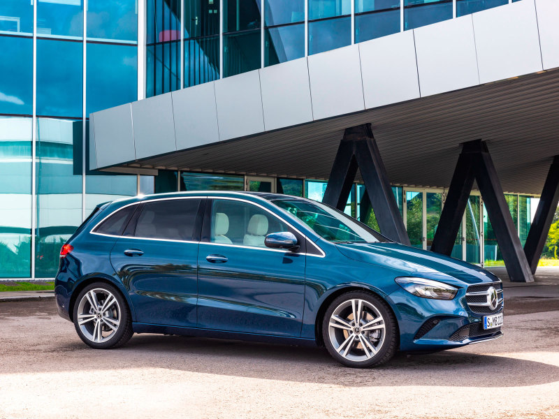 Новый Mercedes-Benz B-Class (W247): в России от 2.070.000 рублей