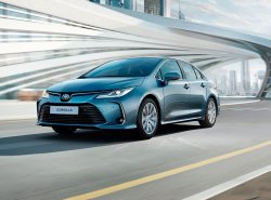 Новая Toyota Corolla 2019: в России от 1.173.000 рублей
