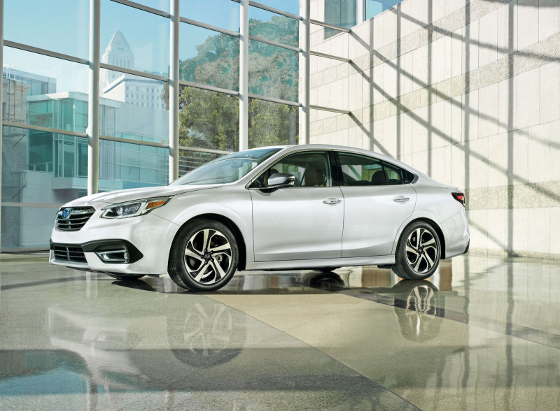 Новый Subaru Legacy 2020 представлен официально