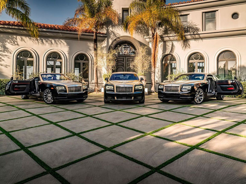 Rolls-Royce выпустил особую версию автомобилей в честь китайского нового года