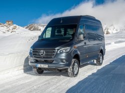 Новый Mercedes-Benz Sprinter с полным приводом: в России от 3.759.000 руб.