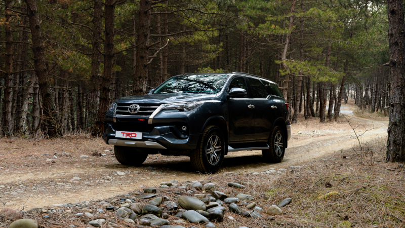Toyota Fortuner TRD