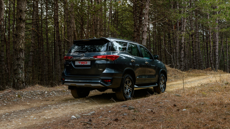 Toyota Fortuner TRD