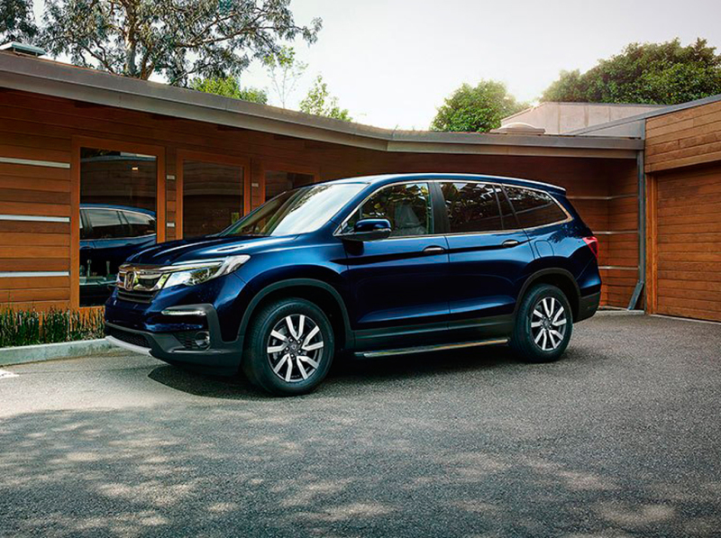 Рестайлинговый Honda Pilot 2019 появился у российских дилеров