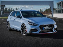 "Заряженный" Hyundai i30 N: в России от 2.200.000 руб.
