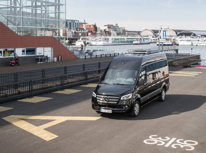 Новый Mercedes-Benz Sprinter получил в России версию полной массой 5,5 т