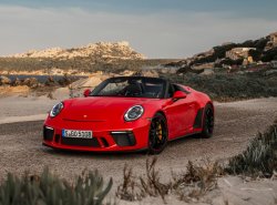 Эксклюзивный Porsche 911 Speedster: в России от 21.681.000 рублей
