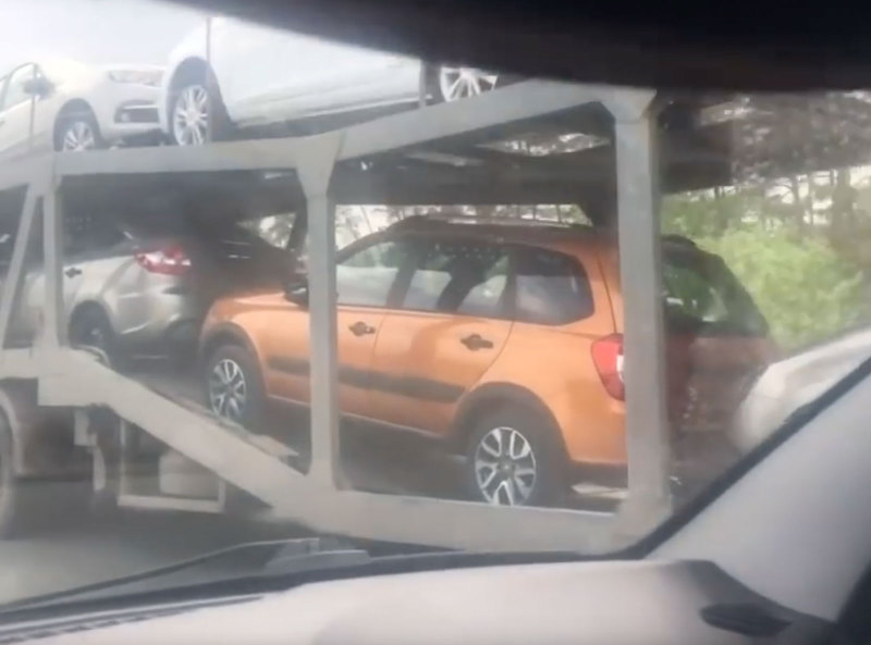 Lada Granta Cross начала поступать к дилерам
