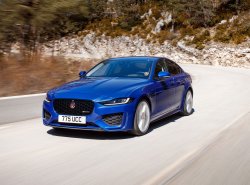 Обновлённый Jaguar XE: в России от 2.844.000 рублей