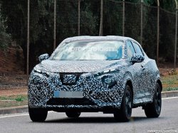 Новое поколение Nissan Juke могут представить в сентябре 2019 года