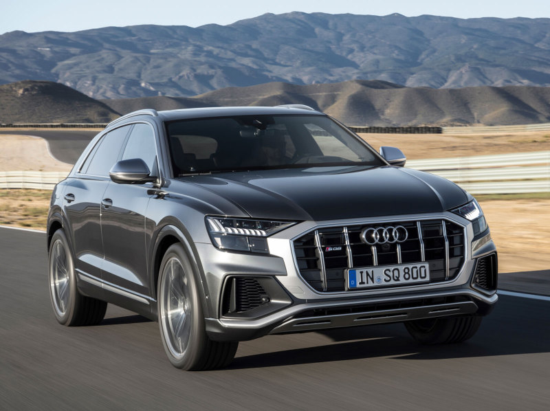 "Заряженный" Audi SQ8 представлен официально
