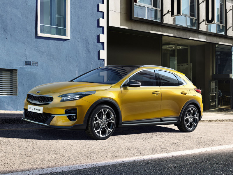 Кросс-хэтчбек KIA XCeed представлен официально
