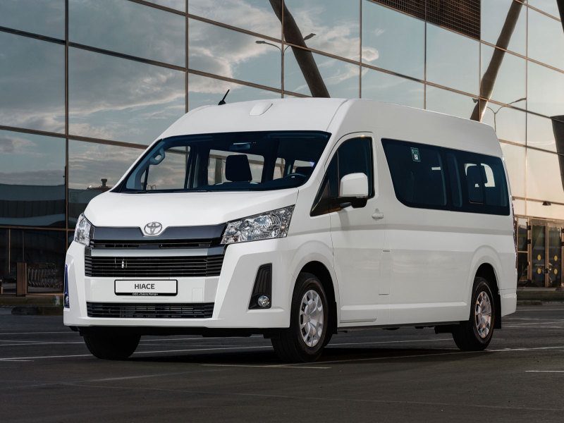 Новая Toyota Hiace: в России от 3.043.000 рублей