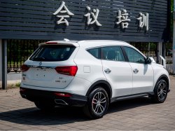 Китайский кроссовер DFM 580: в России от 1.190.000 рублей