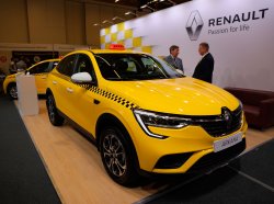 Кроссовер Renault Arkana получил версию для такси