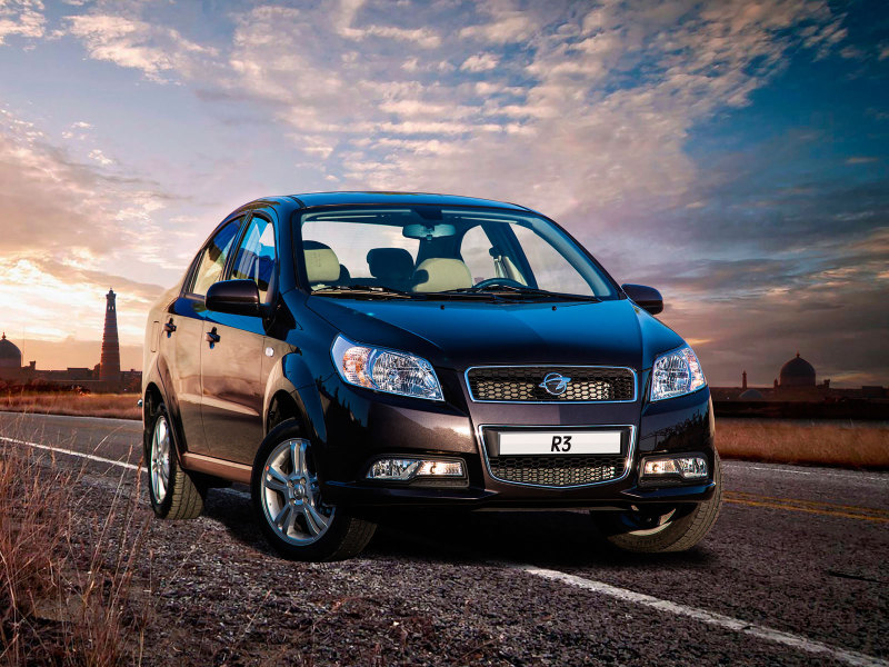 Ravon Nexia R3 является перелицованным аналогом Chevrolet Aveo и напоминает о бывалых узбекских "Нексиях"
