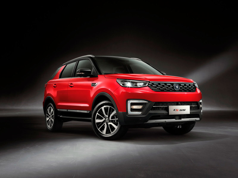 Новый кроссовер Changan CS55 скоро начнут продавать в России