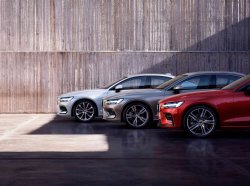 Автомобили Volvo подорожают в России