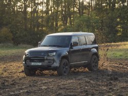 Новый Land Rover Defender покажут в новом фильме о Джеймсе Бонде