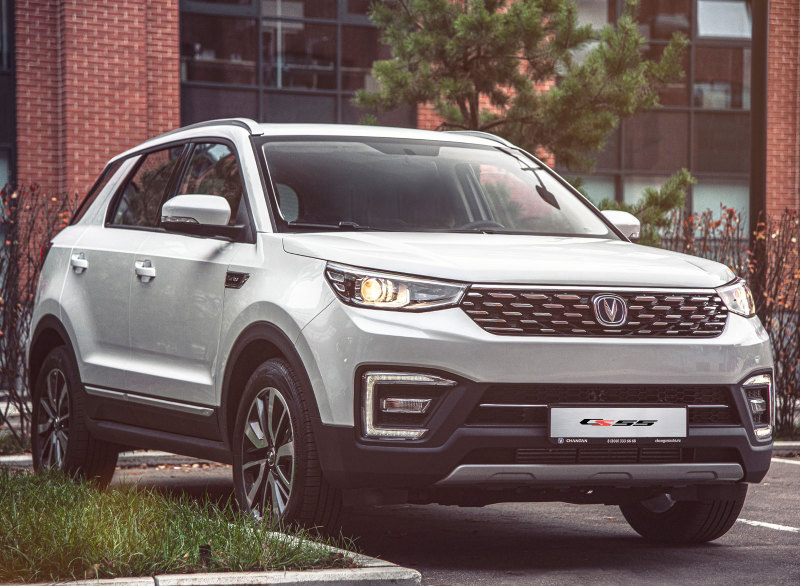 Новый китайский кроссовер Changan CS55: в России от 1.269.900 руб.